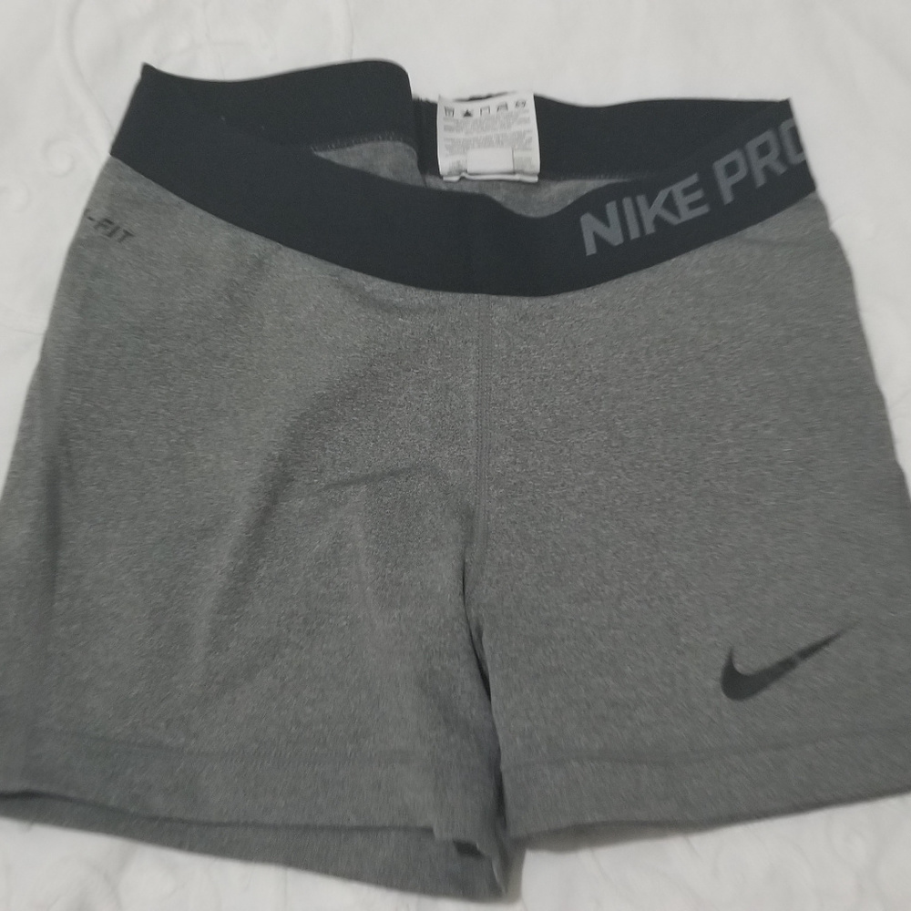 Nike Compression Shorts -S